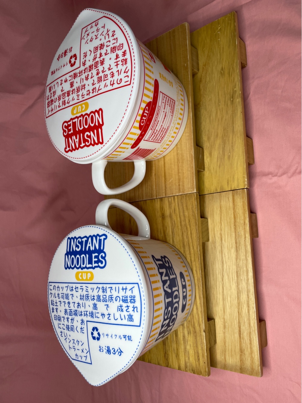 Urban Outfitters Instant Noodle Mug Bowls With Lids Set Of 2 Red & Blue Kawaii - Picture 5 of 15